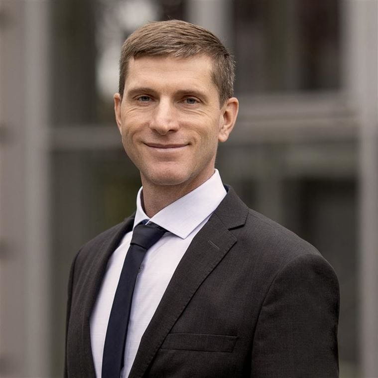 Eric Kalmbach Headshot