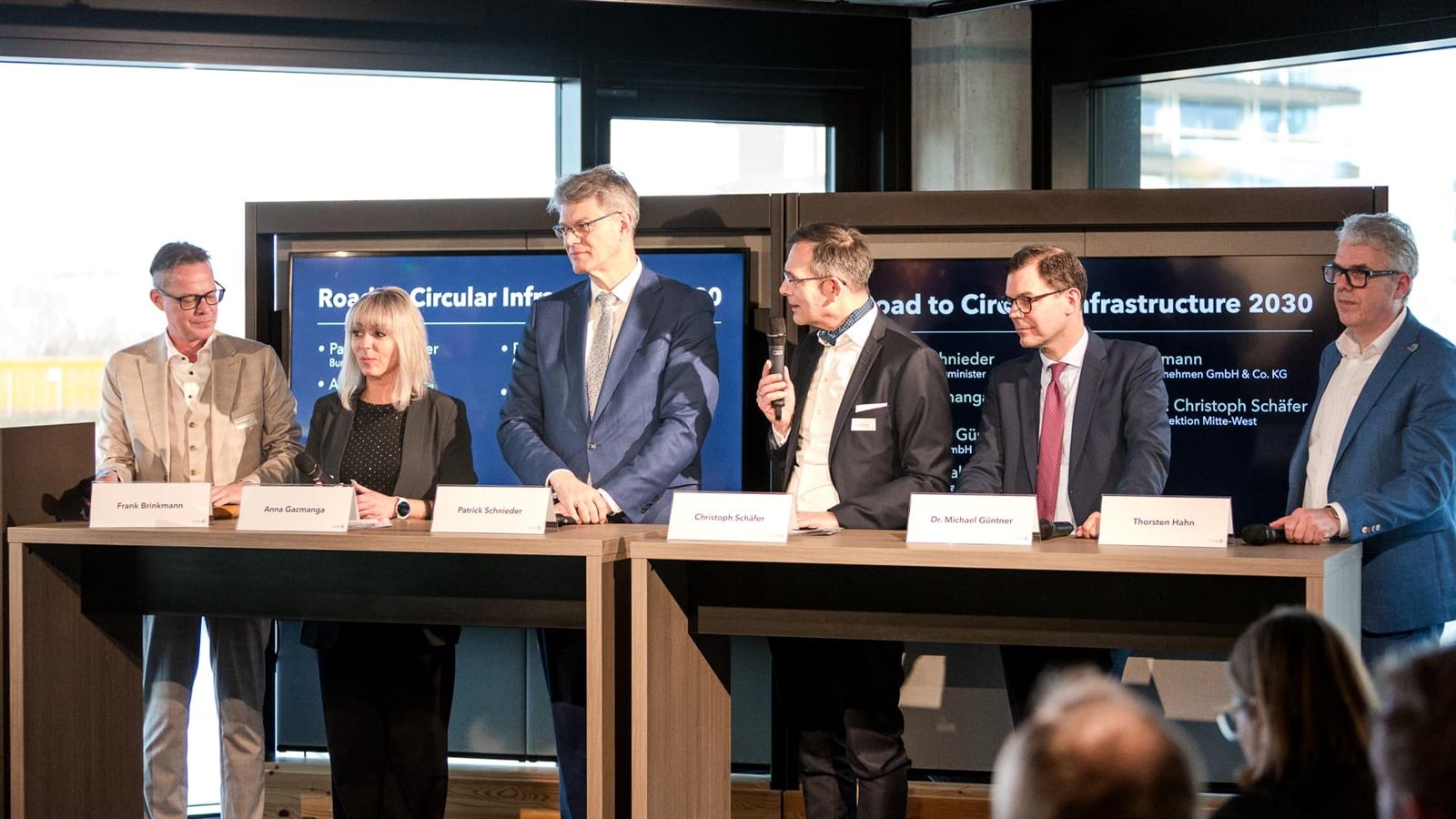 Panel discussion with Transport Minister Patrick Schnieder