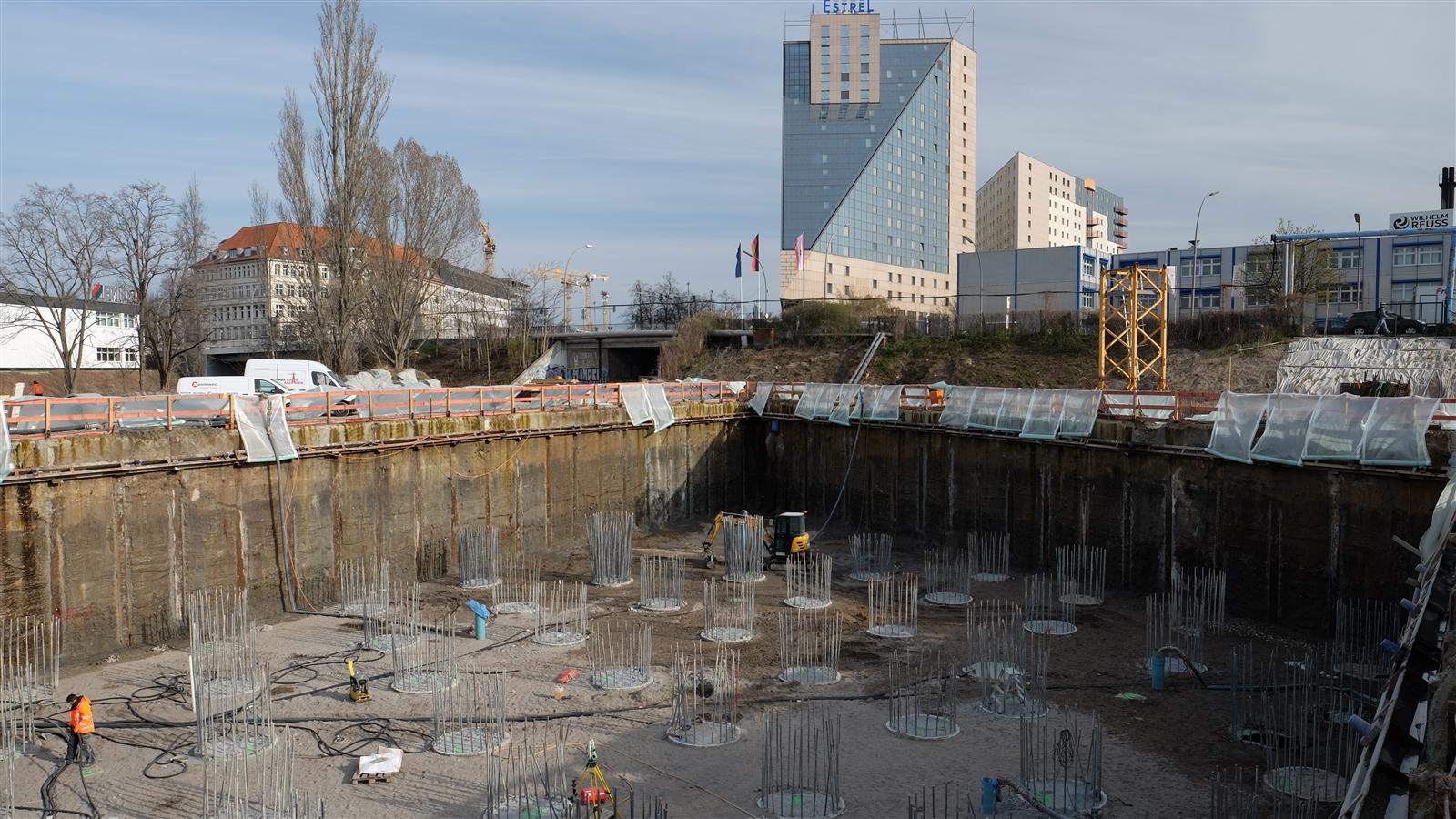 Baugrube Estrel Tower