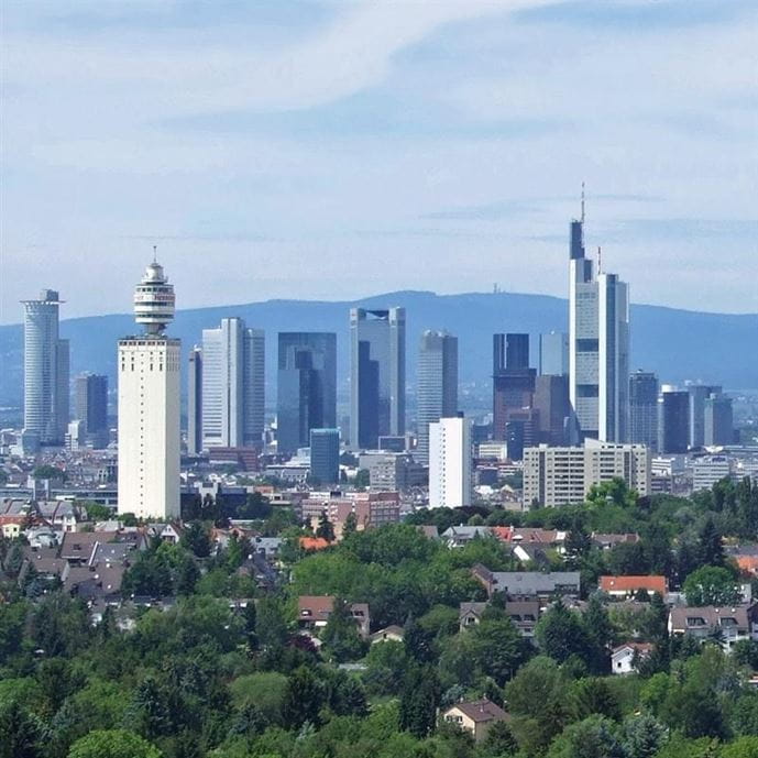 Henninger Turm HI